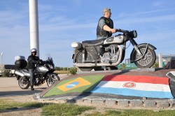 viagem motocicleta uruguia, monumento ao motociclista